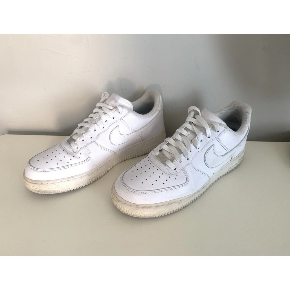 Nike Air Force 1 07 Low Triple White Men's Size 10.5 UK 9.5 / EU 44.5